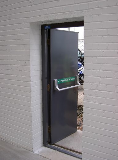 Emergency push bar