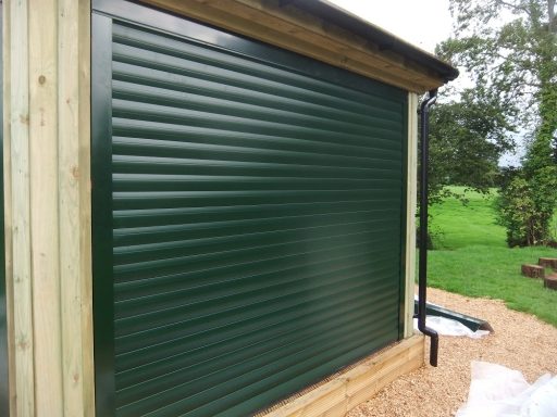 Farm roller shutters