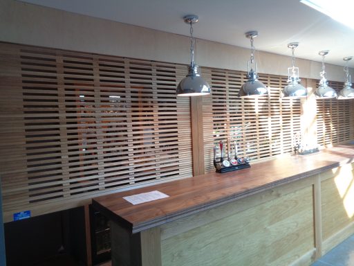 Bar timber roller shutters