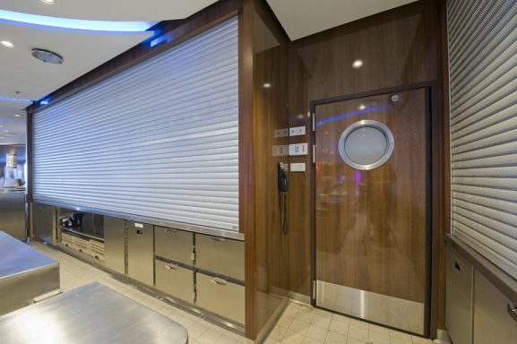 Bar roller shutters solid