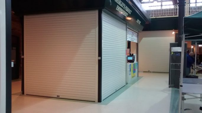 Market roller shutter